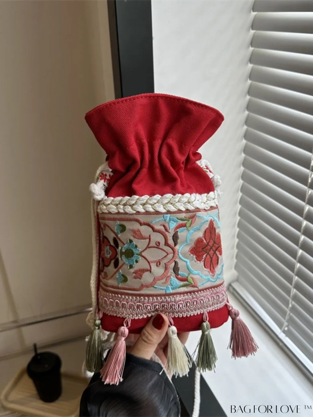 BagForLove - Bohemian Embroidery Tassel Crossbody Bag: Vintage Style, Womens Mini Design