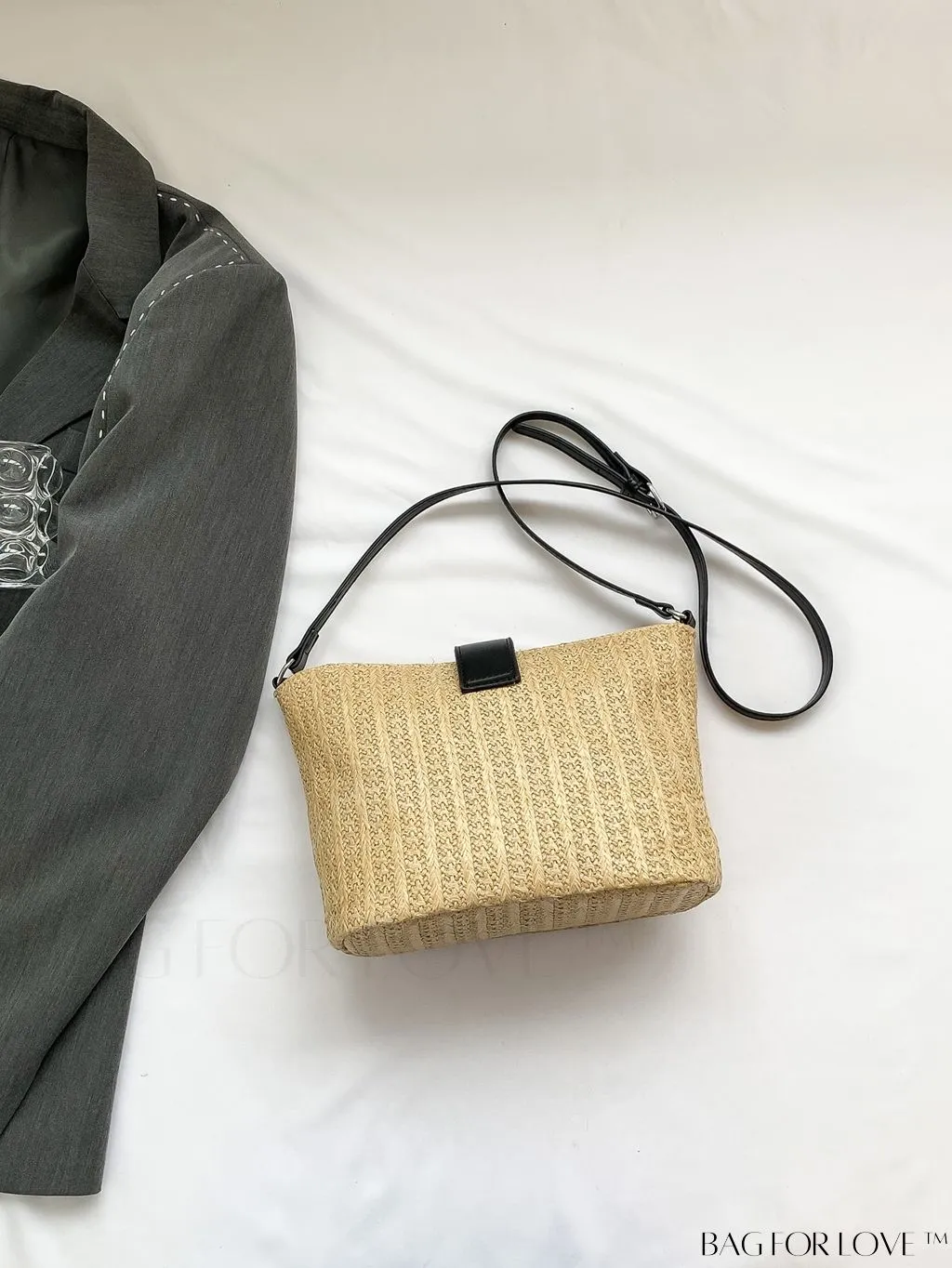 BagForLove - Minimalist Woven Straw Bucket Bag - Womens Chic Vacation Shoulder Crossbody