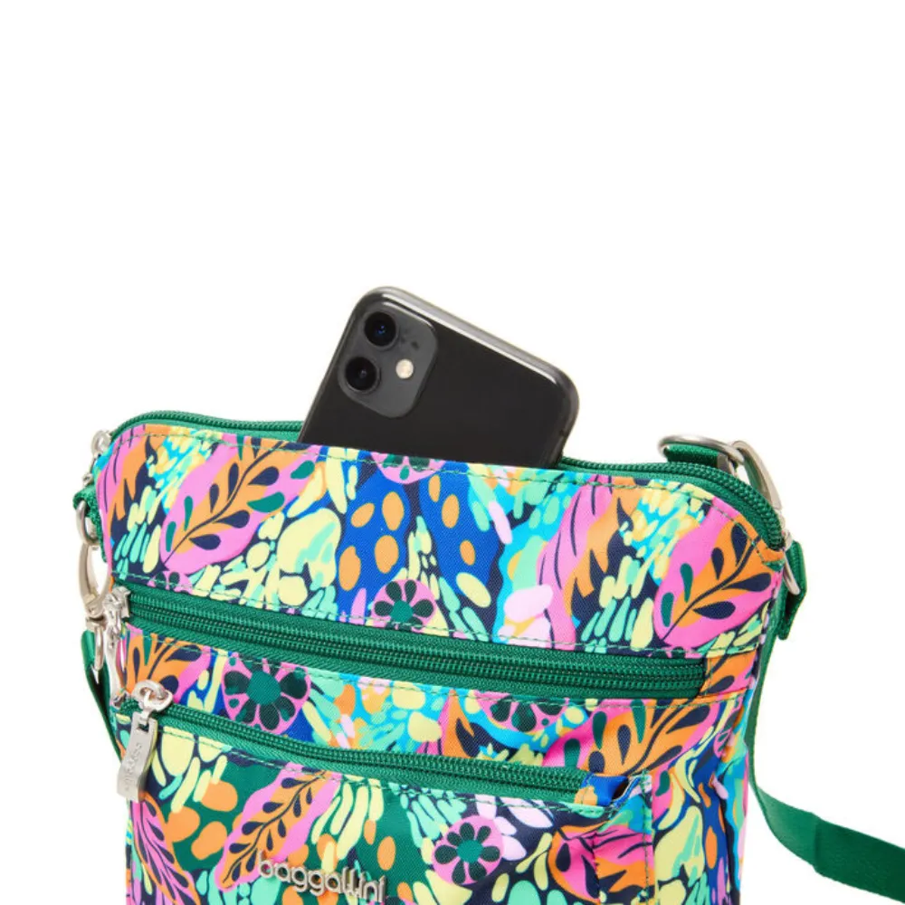 Baggallini Modern Pocket Paradise Print Crossbody Bag (Women's)