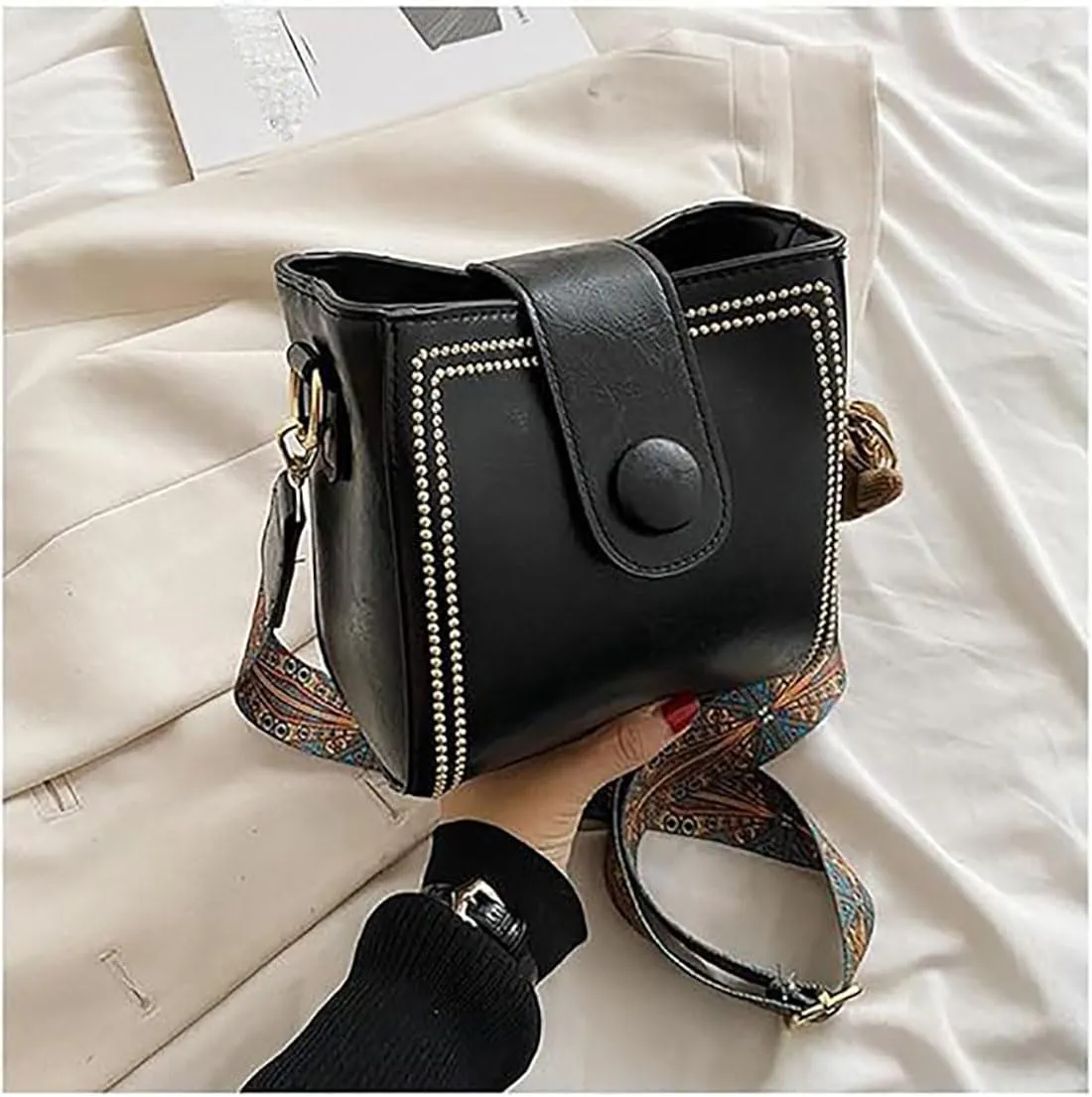 Bootara Bucket Bag, Women's Vintage Bunny Charm Bucket Bag, Bootara Crossbody Bag with Adjustable Wider Shoulder Strap
