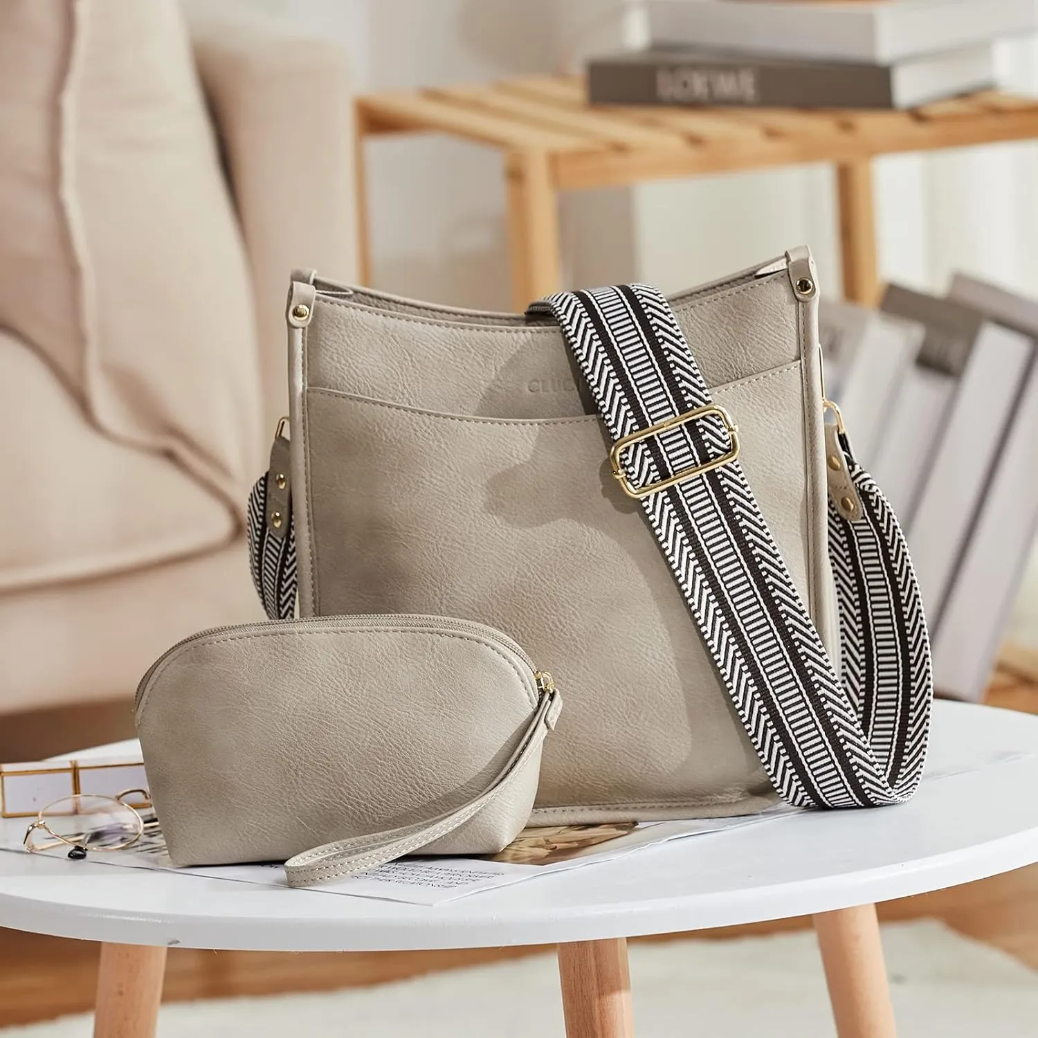 CLUCI Purses for Women, Vegen Leather Crossbody Bags for Woman Trendy, 2PCS Hobo Handbag with 2 Adjustable Guitar Strap