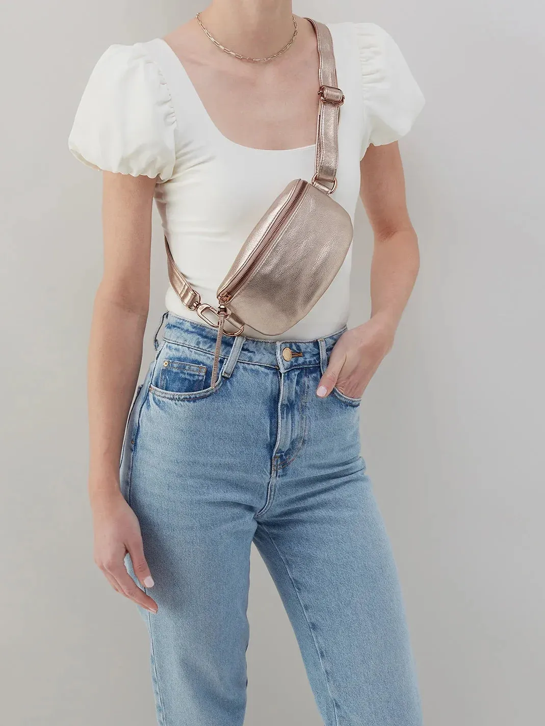 HOBO Fern Belt Bag: Metallic Leather