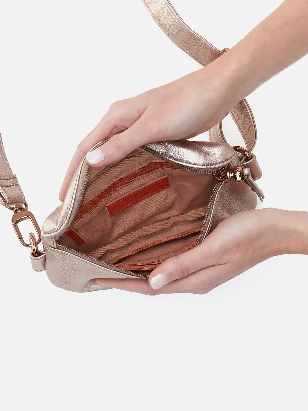 HOBO Fern Belt Bag: Metallic Leather