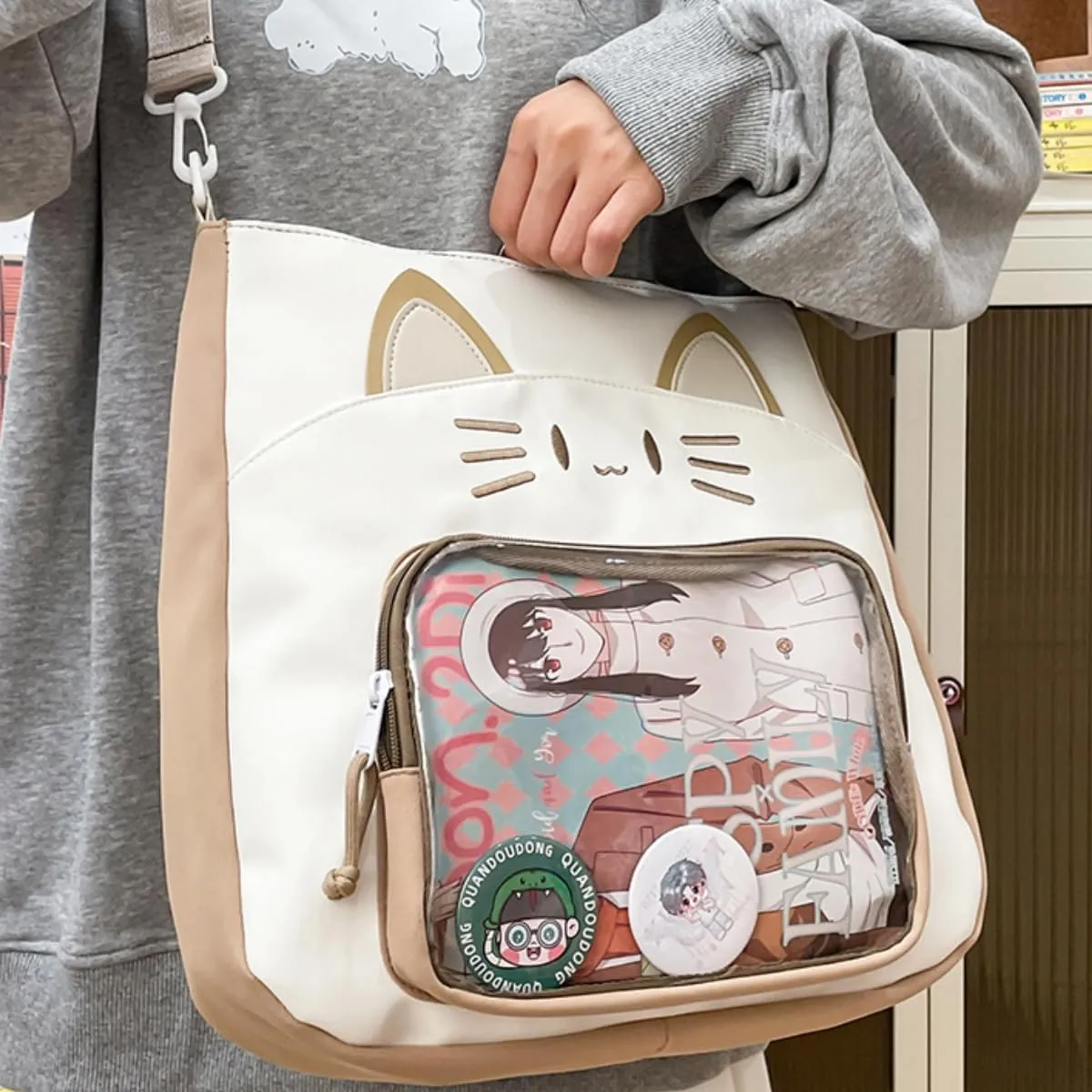 Kawaii Cat Ita Bag with Insert Large Capacity Pin Display Bag Crossbody Y2K for Anime Cosplay Reflective (Khaki)