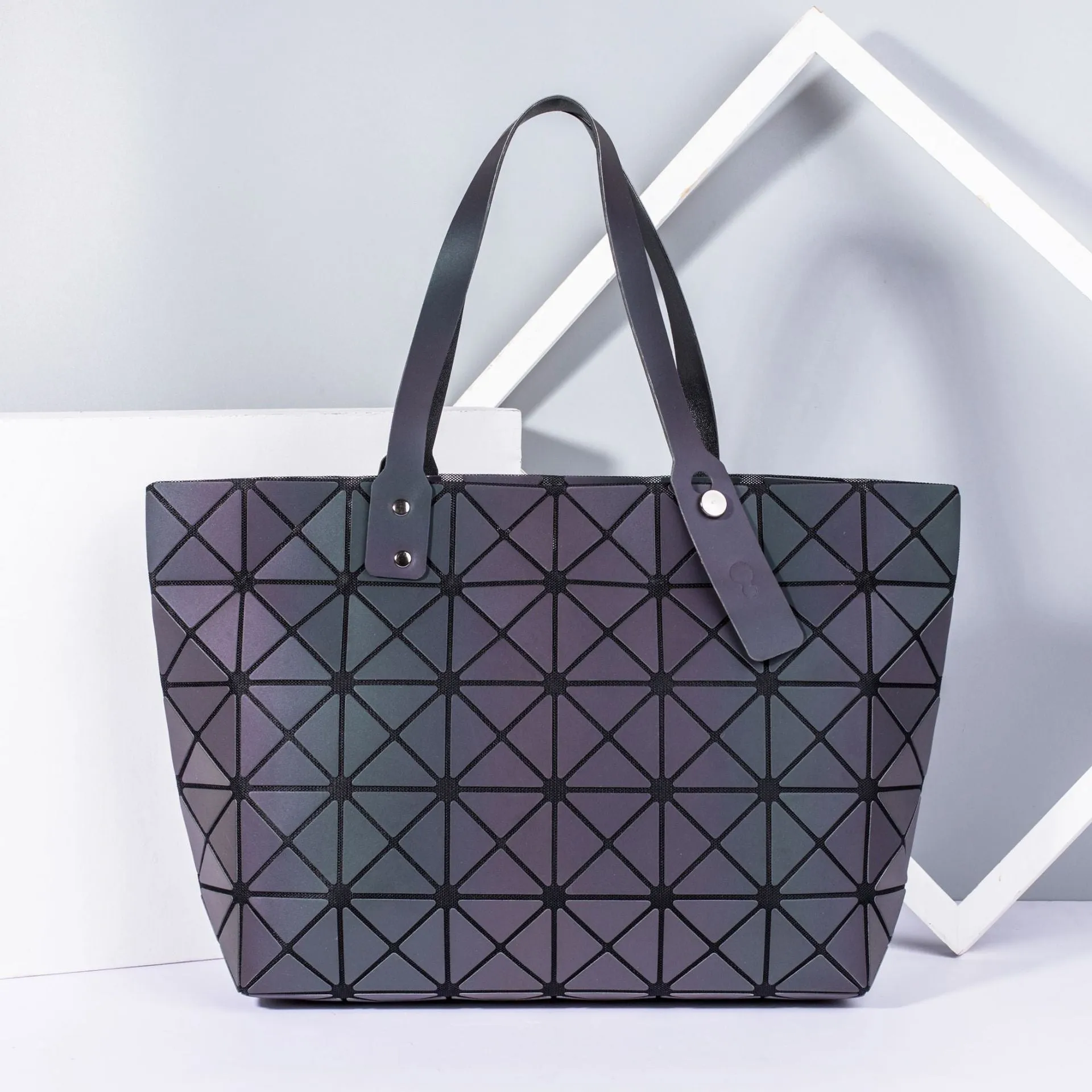 Luminous geometric rhombic handbag