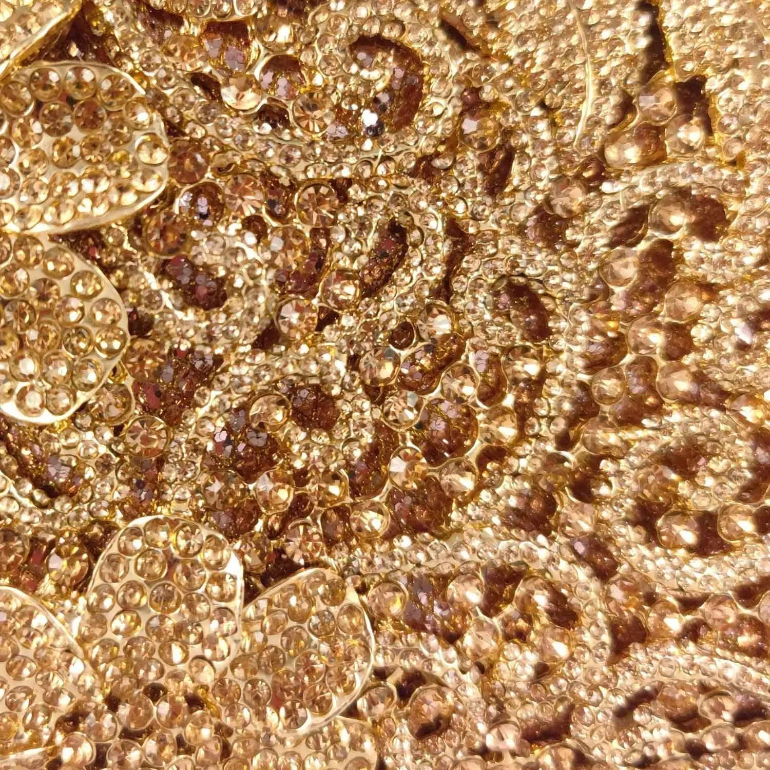 Luxury Crystal Clutch Purse for Women Rhinestone Handbag Formal Party Evening Bag Sparkly Bridal Flower Purse