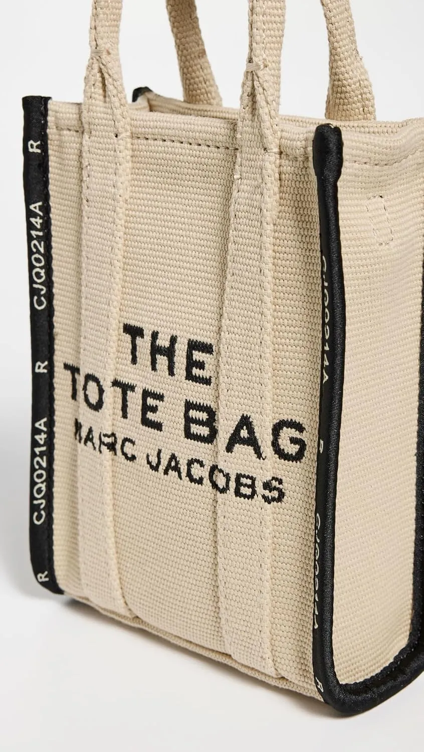 Marc Jacobs Minimalist