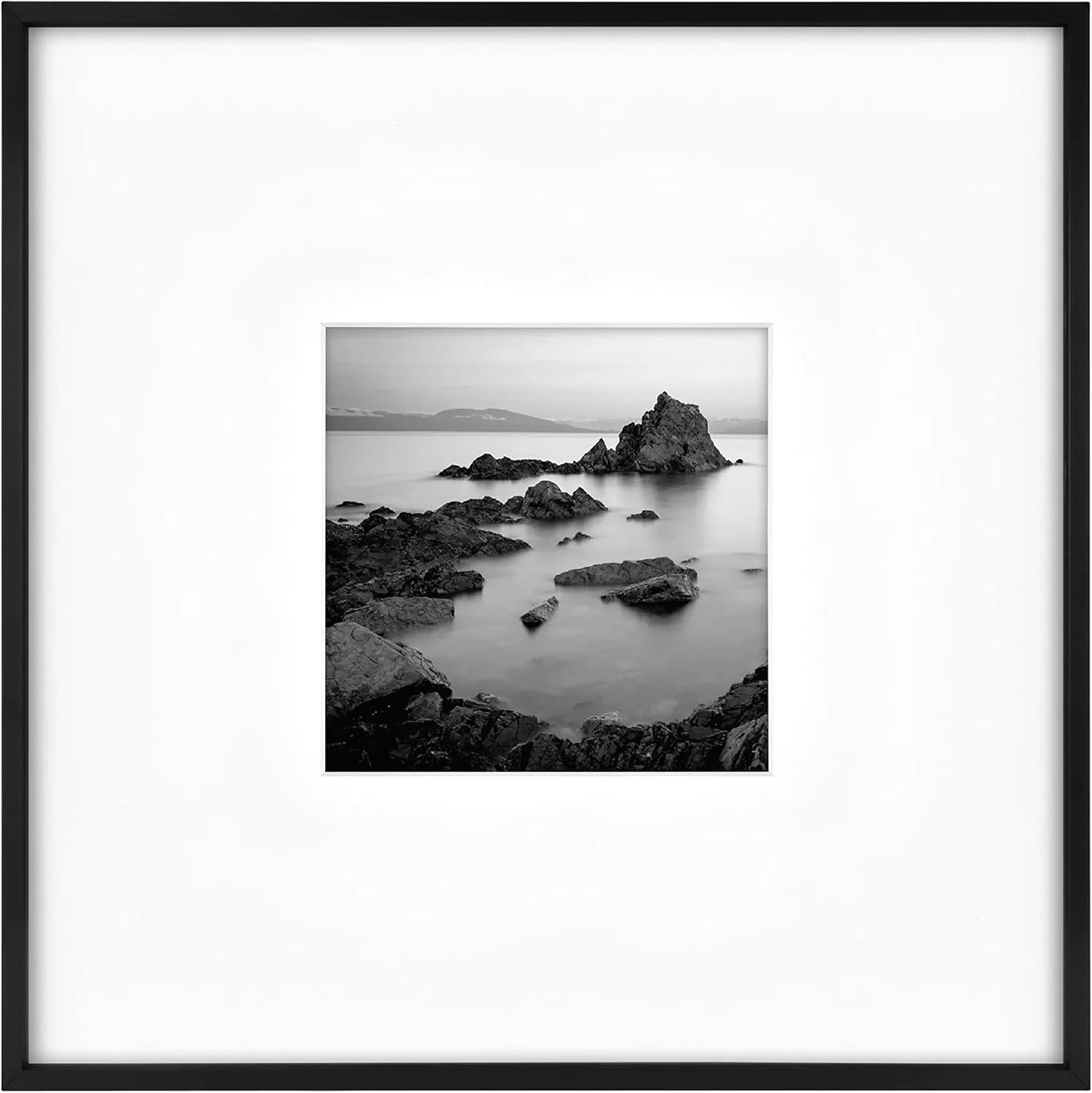 MCS Master & Co. Foundry Metal 18x18 Square Picture Frame, Display Pictures 8x8 With Mat or 18x18 Without Mat, Wall Hanging Frame for Photos & Posters, Black (1-Pack)