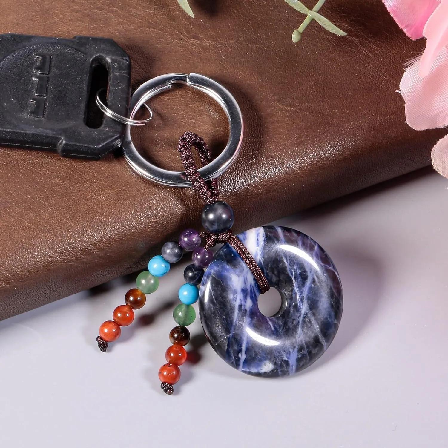 moonsix Crystal Peace Buckle Donut Keychain with 7 Chakra Beads Natural Reiki Healing Stones Keyring Charm Decor for Unisex
