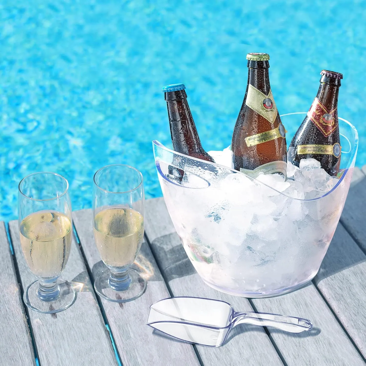 Plastic Clear Ice Bucket with Ice Scoops Clear Acrylic Ice Tub Plastic Wine Bucket Party Beverage Chiller Bin Parties Ice Bucket for Wine Champagne or Beer (24 Pieces, 4 Liters)