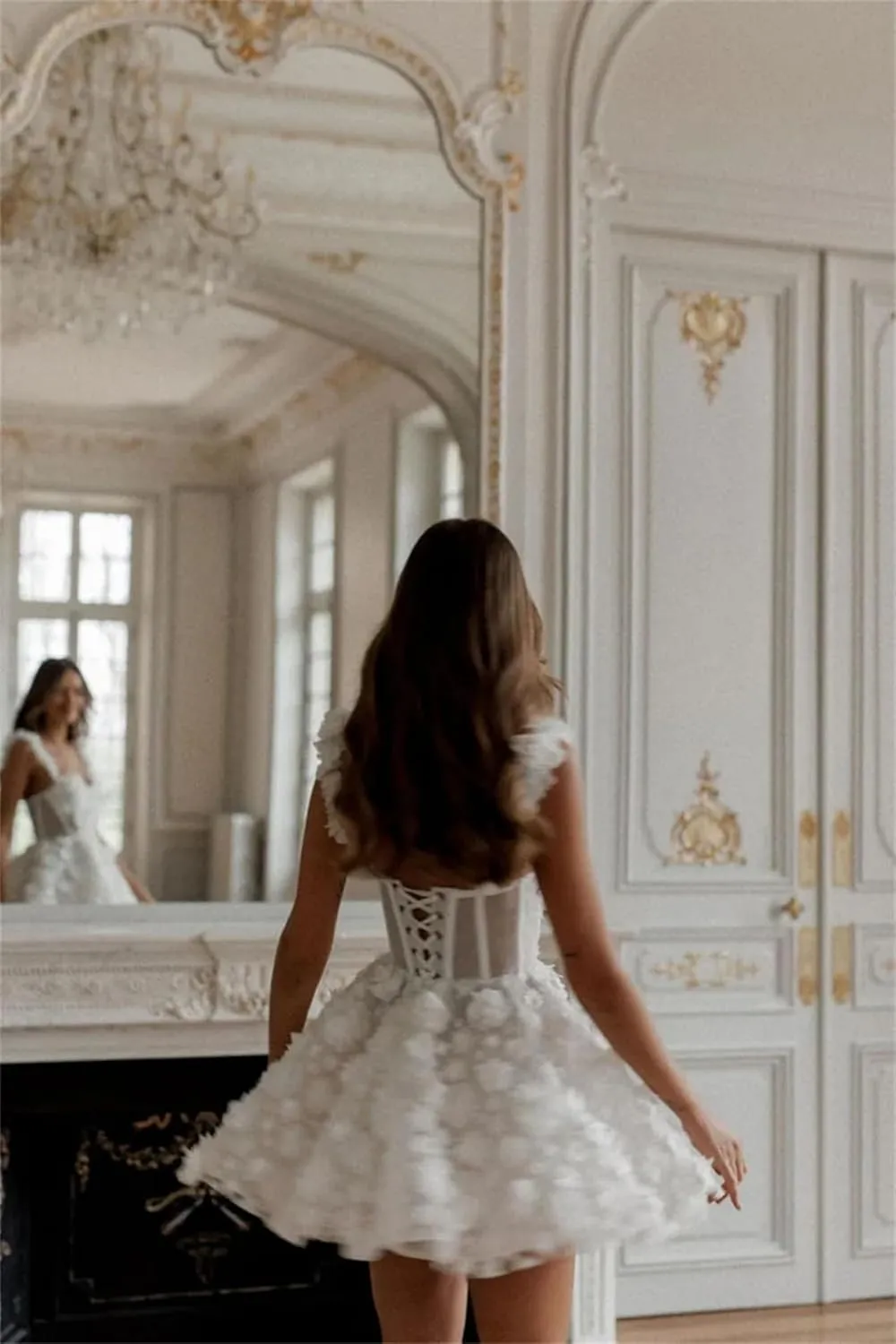 Spaghetti Straps Short Wedding Dresses Sweetheart Neckline Flower Lace Embroidery Mini Homecoming Dress Cocktail Gown