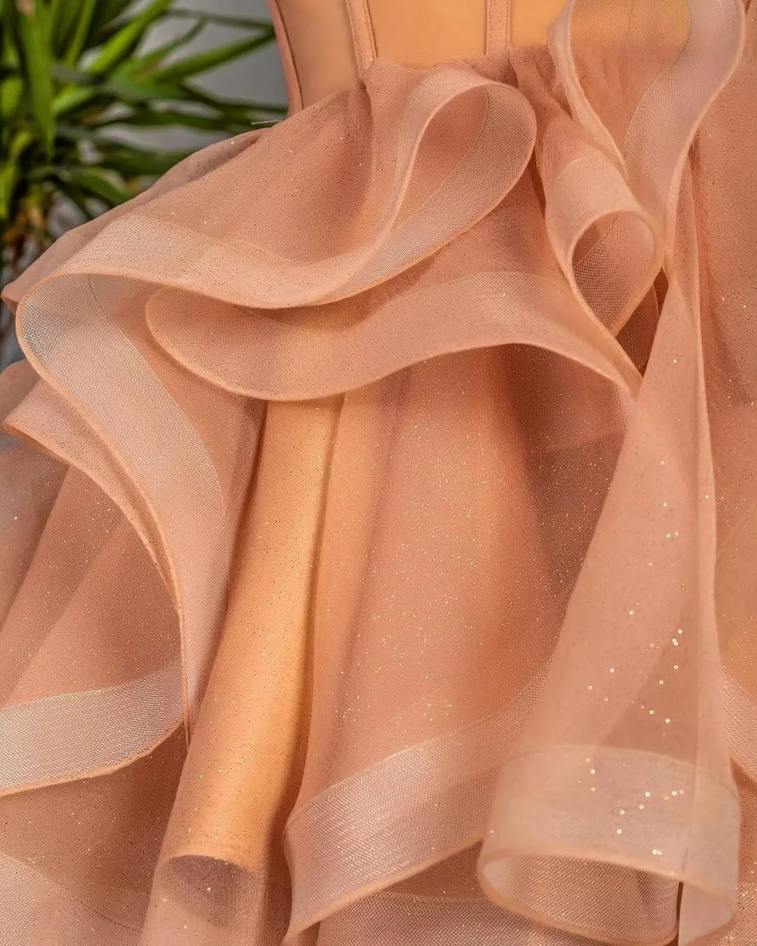 Tulle Prom Dress Spaghetti Straps Ball Gowns High Low Homecoming Dress Layered Ruffles Princess Quinceanera Dresses
