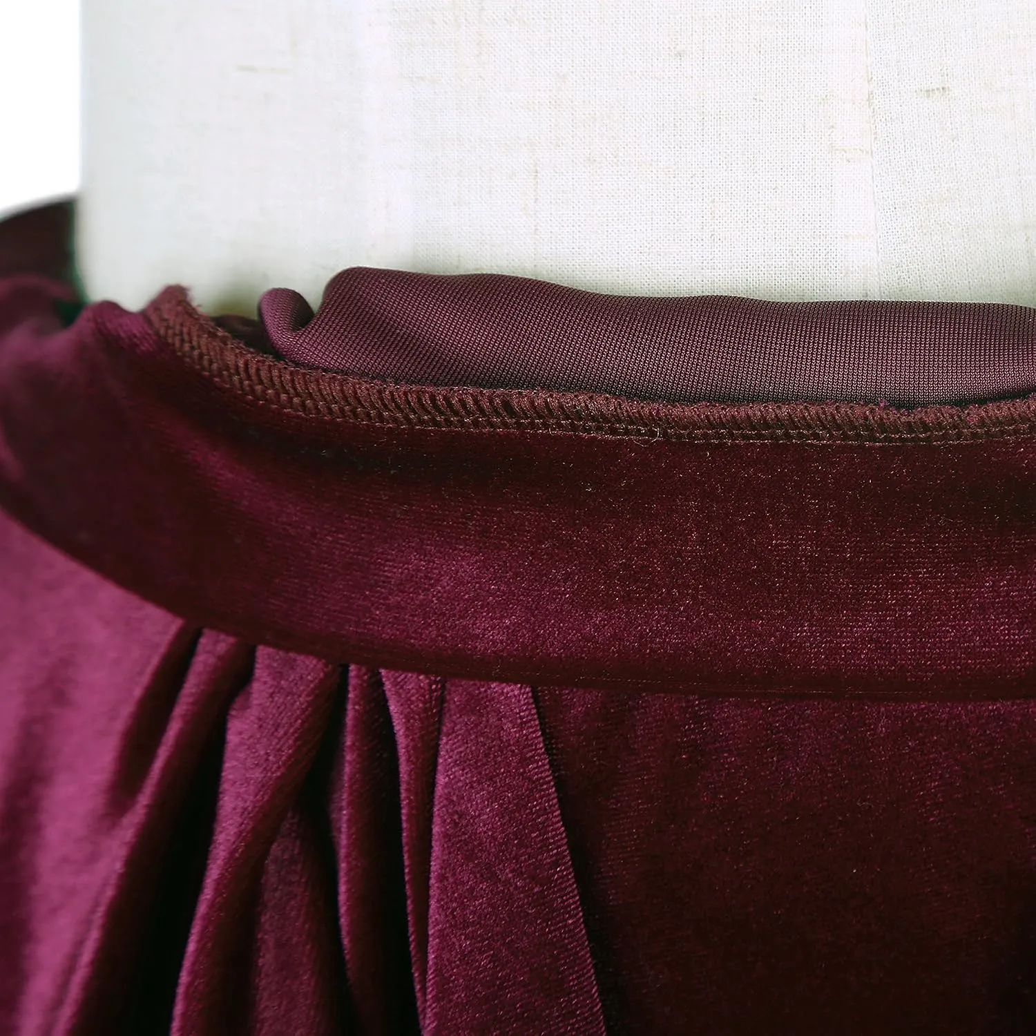 Urban CoCo Women's Vintage Velvet Stretchy Mini Flared Skater Skirt