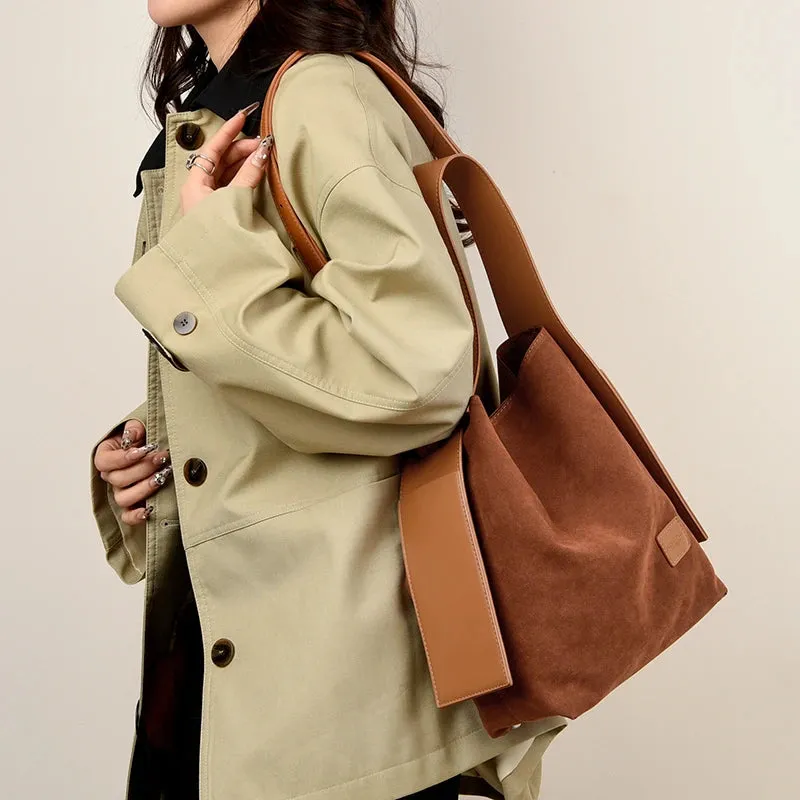 VANDERWAH Vintage Bucket Bag Light Shoulder Crossbody Bags for Women Luxury Personality Design Large Casual Commuting Tote Bag