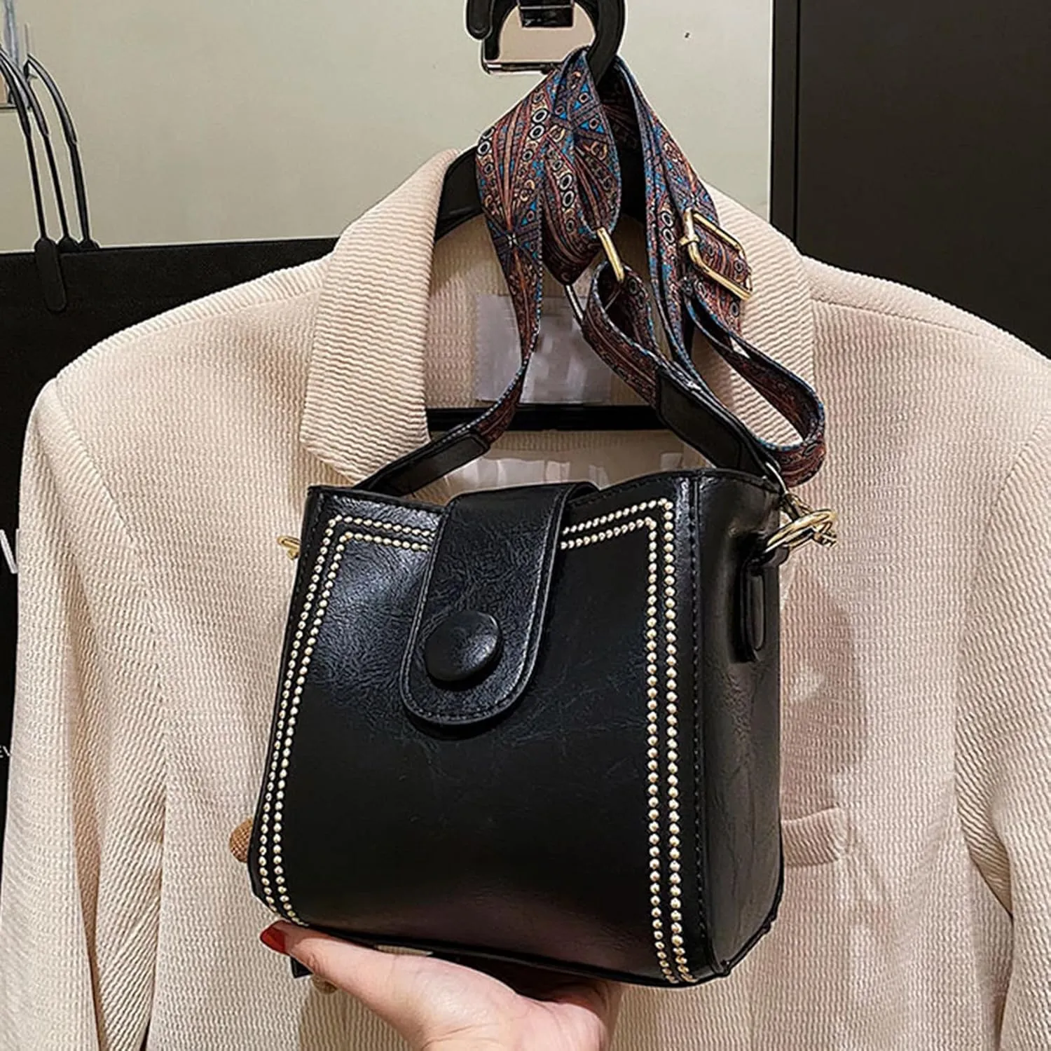 Vintage Retro Small Water Bucket Bag Crossbody Bags for Women Vintage Fashion Bag With Adjustable Wider Shoulder Strap