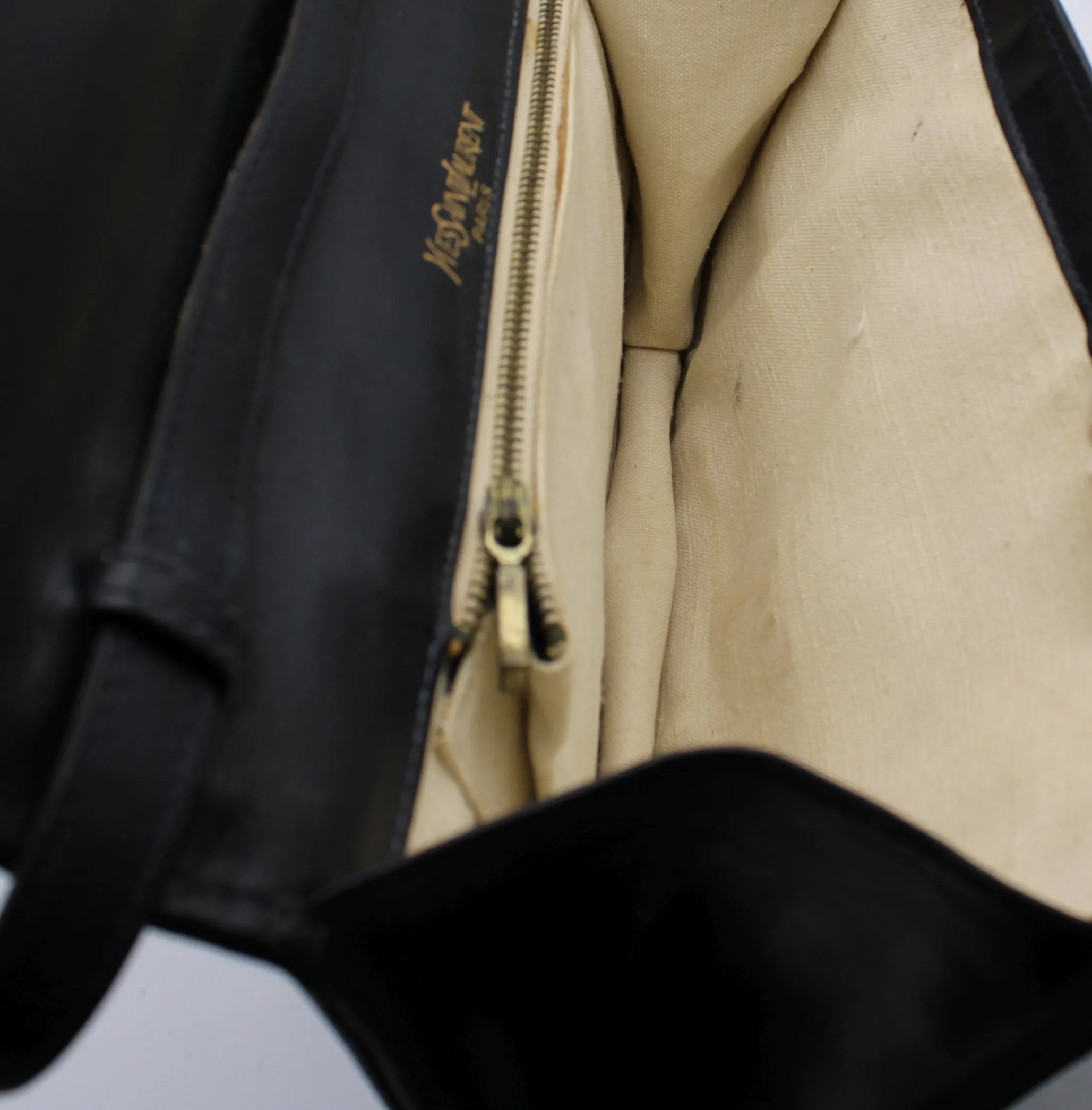 Yves Saint Laurent Black Embossed Lettering Leather Crossbody Bag Vintage